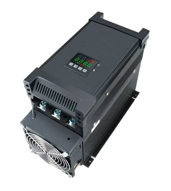 Automatic 40W 3-Phase Switching Voltage Regulator for SVC Use 220V/200V/480V AC 40kvar Capacity 96% Efficiency 50/60Hz