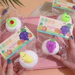 Figurines créatives et mignonnes en forme de fruits et de céréales, décorations DIY pour micro-paysages, accessoires pour petits sacs, artisanat en résine - Product Image 3