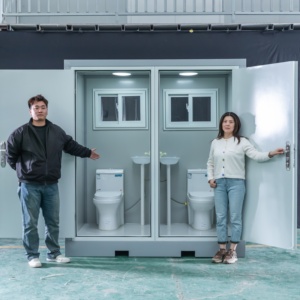 Casa Contenedor Prefabricada Moderna con Paneles Sándwich, Baño Público Móvil Ecológico para Puntos de Descanso y Estaciones de Carretera - Product Image 4
