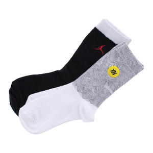 Chaussettes Nike Jumpman High Crew pour garçons, noir et blanc, style basket-ball, en coton authentique tricoté, style printemps MSS-WJ0046001 - Product Image 3