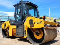 Nouvelle rouleuse vibrante à double tambour LTC210 de 10 tonnes, machine de nivellement et de compactage, moteur hydraulique complet de 75 kW avec pompe à engrenages