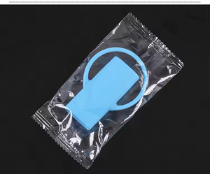 Funda Protectora de Silicona Portátil Todo en Uno para Encendedor, Antideslizante y a Prueba de Explosiones, Accesorio para Fumar Cigarrillos - Product Image 3