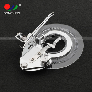 Pied-de-biche rond 3700L pour machine à coudre à tige basse Brothers Winners <span class=keywords><strong>Juki</strong></span> Janome Singer, etc. - Product Image 1