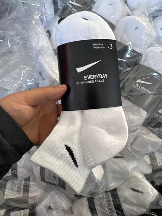 wholesales women ankle cotton socks with label cushion sport crew socks