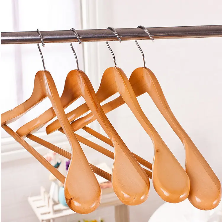 Good Price Clothes Hangers OEM Great Custom Logo 6 Pack Extra Wide Shoulder Coat Clothes Organizer Wooden Hanger