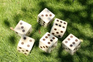 โรงงานขายส่ง<span class=keywords><strong>ราคา</strong></span>นอกไม้<span class=keywords><strong>ยักษ์</strong></span>ลูกเต๋าลานลูกเต๋าเกมสำหรับเด็กและผู้ใหญ่ - Product Image 4