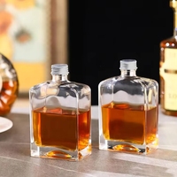 Bouteille en verre vide mini carrée de 375 ml pour whisky et tequila, avec bouchon à vis, sérigraphie et marquage à chaud, prix de gros usine