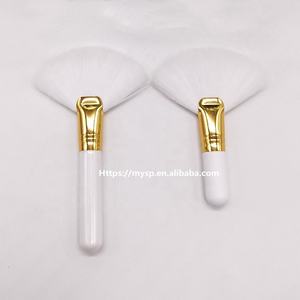 Pelo suave y esponjoso, mango blanco <span class=keywords><strong>de</strong></span> metal dorado, cepillo <span class=keywords><strong>de</strong></span> ventilador grande, 9cm, 11,5 cm, máscara Facial <span class=keywords><strong>de</strong></span> esteticista corta, cepillo <span class=keywords><strong>de</strong></span> ventilador - Product Image 4