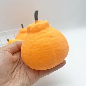 Jouet de décompression Orange, Fruité d'imitation, à pincer à la main pour enfants, Outil utile pour la réduction de la pression, Papa Orange Tangerine - Product Image 4