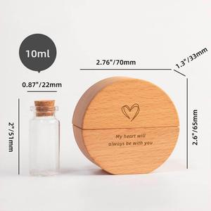 Piccolo ricordo urna in legno per peli di animali domestici urna commemorativa per ceneri umane unico disegno di zampa d'urna per animali - Product Image 6