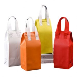 Sac isotherme personnalisé avec logo, pour un seul gobelet, en non-tissé, avec doublure en aluminium, pour le déjeuner, les pique-niques, les courses - Product Image 1