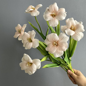 Tulipanes Artificiales Realistas Europeos Impresos en 3D con Pétalos Abatibles para Decoración de Bodas, Exteriores y Hogar - Product Image 3