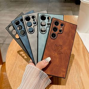 Étui de luxe en cuir PU motif feuille d'érable avec surpiqûres pour <span class=keywords><strong>Samsung</strong></span> Galaxy S26 Ultra S26 Plus S25 S24 Ultra S23 A55 A15, antichoc - Product Image 1