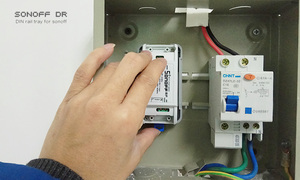 Sonoff DR Bandeja de riel DIN Soporte de caja de riel montado ajustable Solución de montaje en rack Automatización inteligente del hogar con características WiFi - Product Image 6