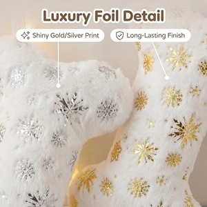 Chaussettes de Noël en forme d'os, nouveau design, en peluche douce, broderie de flocons de neige, chaussettes de Noël scintillantes de haute qualité pour cadeau - Product Image 3