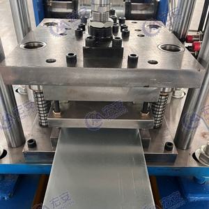 Máquina de Conformado en Frío Omega de Ángulo Recto HANAU con PLC y Motor, Operación Automática, 1300W, 380V - Product Image 3