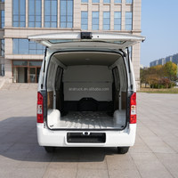 Foton View C2 Scenery G7 Fourgonnette de livraison compacte 2 places à toit surélevé, moteur essence 2.0L, boîte manuelle, conduite à gauche, pour la logistique urbaine