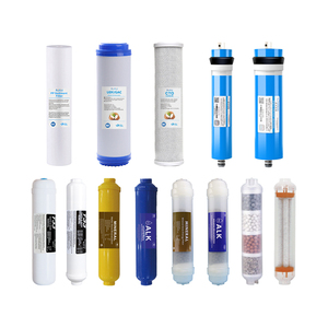 Cartucho de filtro de <span class=keywords><strong>agua</strong></span> <span class=keywords><strong>alcalina</strong></span> de <span class=keywords><strong>pH</strong></span> 7,5 a <span class=keywords><strong>9</strong></span> en línea posterior para sistema RO de ósmosis inversa - Product Image 4