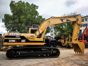 รถขุดตีนตะขาบ CAT 320BL มือสอง, รถขุดไฮดรอลิกขนาดกลาง 20 ตัน, สภาพการทำงานดีเยี่ยม เครื่องจักรก่อสร้างสำหรับงานหนัก - Product Image 5
