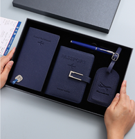 Coffret Cadeau d'Accessoires Premium Personnalisable pour Hommes – Ensemble de Voyage en Cuir Bleu Marine 4 Pièces pour Partenaires VIP – Cadeaux Promotionnels 2026