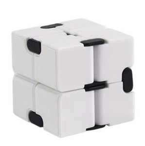 <span class=keywords><strong>Cube</strong></span> magique ABS avec logo personnalisé pour le soulagement du stress, cadeau promotionnel d'entreprise, faveurs d'événements personnalisées, jouet anti-stress en plastique durable - Product Image 5
