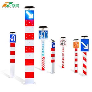 <b>Solar</b> Warning Post With Led Display Flashing <b>Light</b> For Traffic Safety Q235 Frame Ip65 Protection - Product Image 5