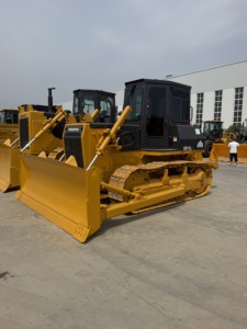Bulldozer Shantui SD13 en Buen Estado, 105kW, Original, para Construcción de Carreteras y Nivelación de Terrenos, con Pocas Horas de Trabajo - Product Image 1