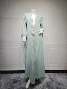 Elegante Cardigan Kimono con Perline, Abaya Ispirata al Medio Oriente, Copricostume da Sera per Uso Quotidiano, Giacca Kimono Lunga Ricamata - Product Image 1