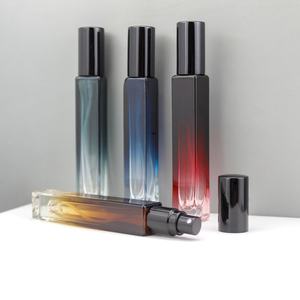 Vente en gros de flacons de parfum en verre de 10 ml, revêtement <span class=keywords><strong>dégradé</strong></span>, rechargeable, pompe à parfum longue - Product Image 2