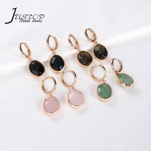 Bijoux tendance de luxe en or 18 carats pour femmes Vente en gros Boucles d'oreilles pendantes en forme de goutte en quartz rose naturel - Product Image 1