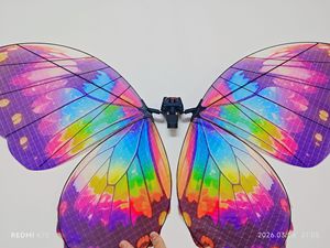Mariposa Biónica Voladora con Control Remoto y Luces LED, Dron con Alas Móviles, Económico, para Uso Comercial en Bodas, Espectáculos, Conciertos - Product Image 1