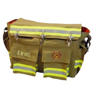 Sac de pompier BSCI Maltese Cross pour les premiers intervenants : Sac de transport pour équipement de pompier avec compartiment pour casque et aérations en maille - Product Image 2