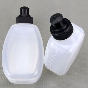 Muestra gratuita, botella de agua deportiva de plástico PE ecológica de 600 ml con logotipo personalizado, barata, para bicicleta, para exteriores. - Product Image 3