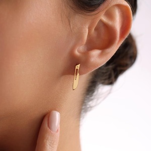 Pendiente de bisturí con nombre personalizado, pendiente de acero inoxidable, regalo para madres, médicos, abuelas, ex trabajadores médicos, Navidad - Product Image 5