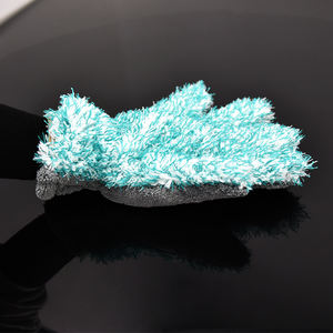 Guantes de microfibra de felpa ultraabsorbentes para detalles de automóviles, guante suave para lavado de autos para una limpieza efectiva para la locura de detalles de automóviles - Product Image 4