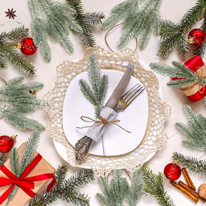 Branches d'aiguilles de pin artificielles enneigées, verdure givrée, tiges, couronnes de <span class=keywords><strong>sapin</strong></span> de Noël, guirlandes, vaporisations de <span class=keywords><strong>sapin</strong></span> d'hiver, Thanksgiving - Product Image 4
