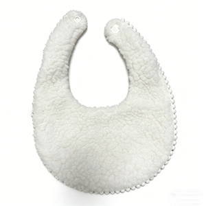 Nouveaux bavoirs pour bébé confortables et doux en mousseline en forme de U avec fermeture à bouton pour la bave et la dentition, disponibles en couleurs unies pratiques - Product Image 4