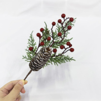 Venta al por Mayor de Ramas de Piñas y Bayas Artificiales Navideñas, Ramas de Cedro de Invierno, para Coronas Navideñas, Regalos y Arreglos Florales Festivos