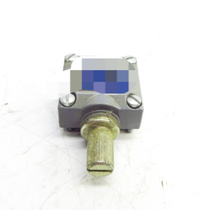 9007a Ser. a Unmp Nuevo Original Listo Stock Automatización industrial Pac Controlador de programación de PLC dedicado - Product Image 1