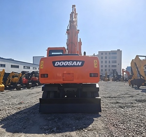 Develon DX150W-9C 13.5 ton wheel excavator fast moving wheel digger - Product Image 6