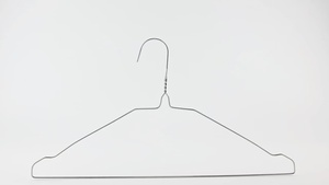 Nhà Máy Trực Tiếp Tùy Chỉnh Thân Thiện Với Môi Hiện Đại Kim Loại Sắt Móc Mạ Kẽm Dây Đa-Chức Năng Quần Áo Móc Cho Chất Tẩy Rửa Khô - Product Image 2