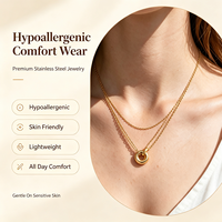 Collier double couche doré pour femme en acier inoxydable avec pendentif cercle entrelacé pour usage quotidien, fêtes et mariages