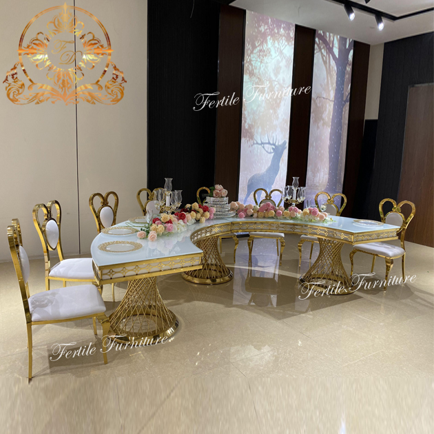 Événement de mariage utilisé restaurant nid base antique avec lumière led demi-lune table à manger
