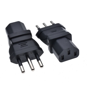 Adaptador de Enchufe YL-4512 IEC 60320 C13 a Enchufe Italiano (CEI 23-16) - Product Image 1