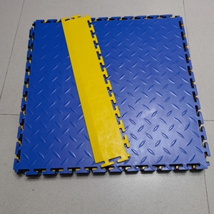 Stylish PVC Interlock Flooring Waterproof <b>Scratch</b> Proof Suitable for Indoor or Outdoor Garage Workshop Warehouse - Product Image 2