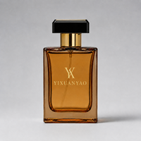 Flacon de parfum en verre noir de 30 ml, 50 ml, 100 ml avec collier doré, logo personnalisé, pompe pulvérisatrice et emballage de luxe en boîte cadeau