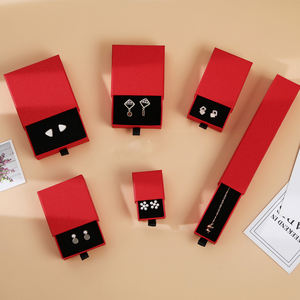 Caja de Joyería Elegante con Logotipo Personalizado, en Oferta, para Regalo, para Colgantes, Pendientes, Anillos, Pulseras y Almacenamiento - Product Image 1