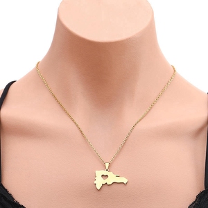 Venta al por mayor caliente de acero inoxidable República <span class=keywords><strong>Dominicana</strong></span> mapa encanto Collar chapado en oro corazón mapa Collar para mujeres y hombres - Product Image 6