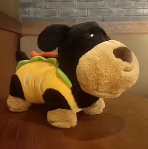 CE/ASTM OEM 2024 Alta Qualidade Criativa Hamburger Dog Plush Brinquedos Personalizados Stuffed Animal Plushies Puppy Room Decoração