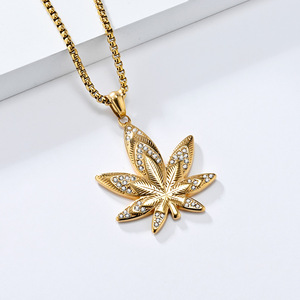 Instagram-worthy maple leaf necklace, a trendy street style accessory from the Western hip-hop culture, featuring a unique, nich - Product Image 4